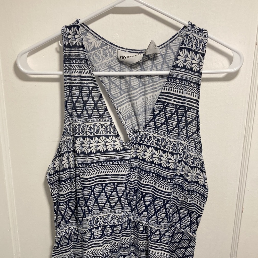 Sundress - Picture 2 of 12